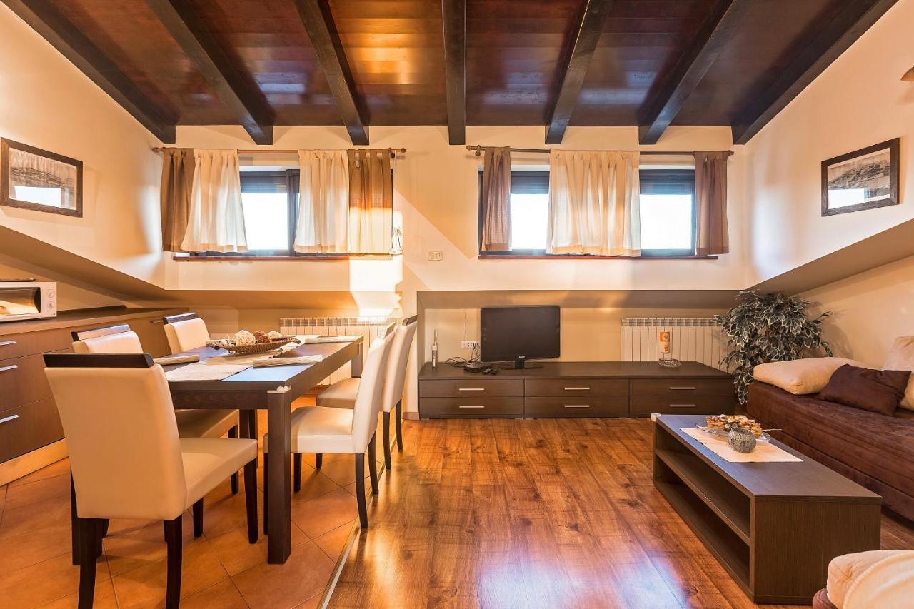 Apartmani Gilda Vrsar Zewnętrze zdjęcie